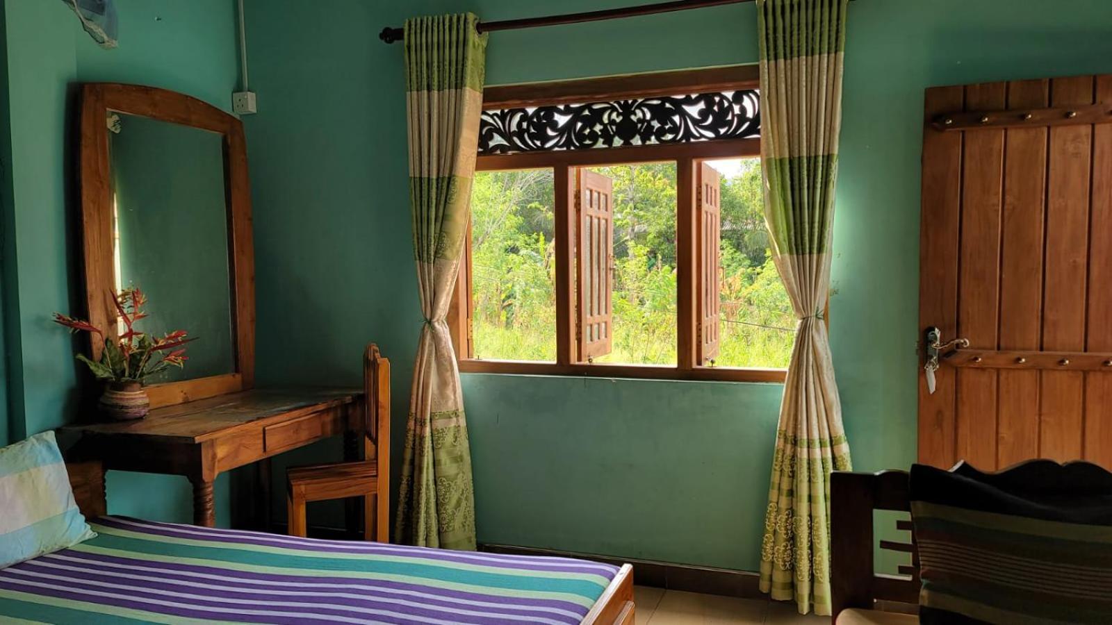Thomasha Homestay Wellawaya Exterior foto